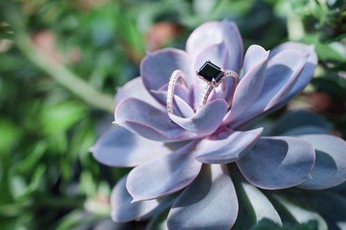 mobile - carousel-hero-element image-3