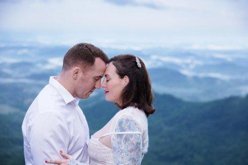 mobile - carousel-hero-element image-5